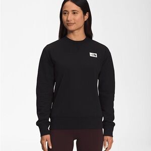 The North Face Women’s Heritage Patch Crewneck